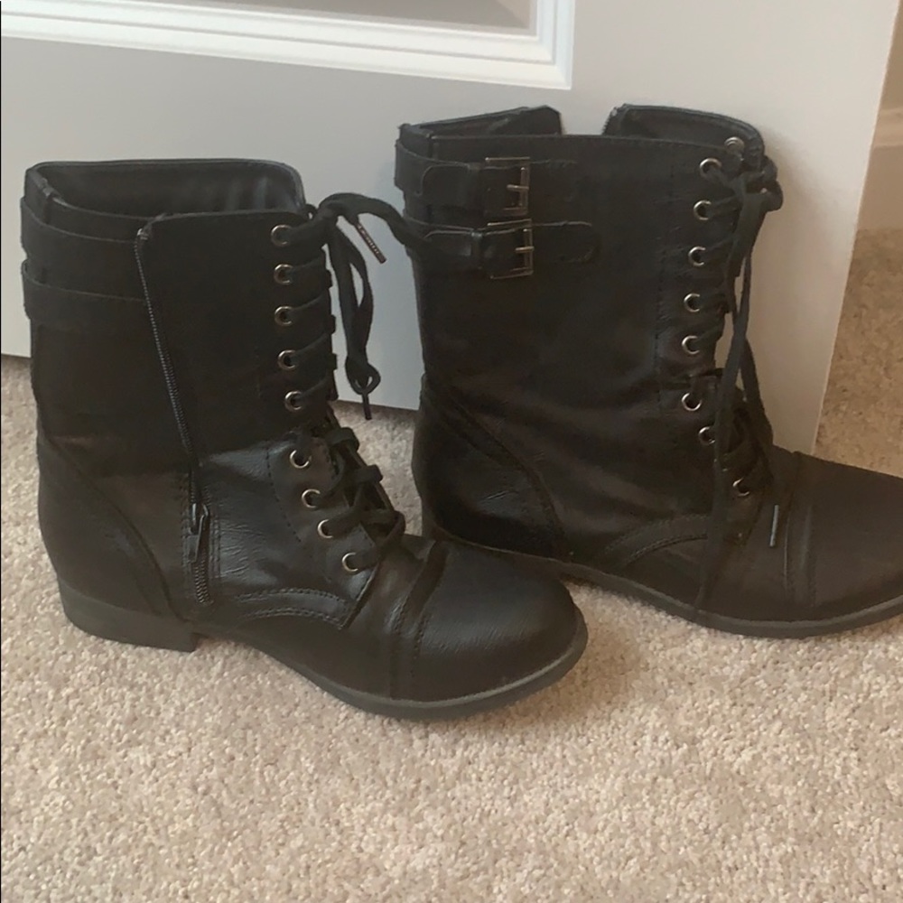 Black Boots